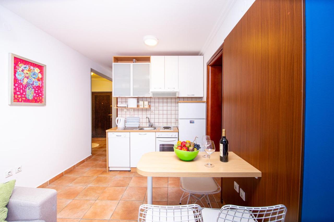 Gospostina Prima Apartman Budva Kültér fotó